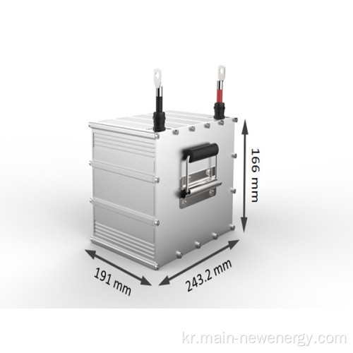 5000 사이클 수명의 12V105AH 리튬 배터리